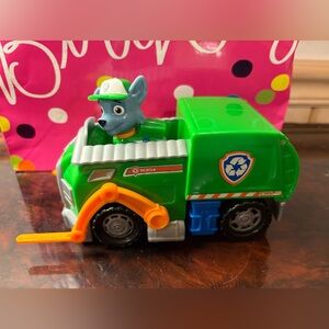 Paw Patrol rocky Recycling Truck with Figure with back door that opens